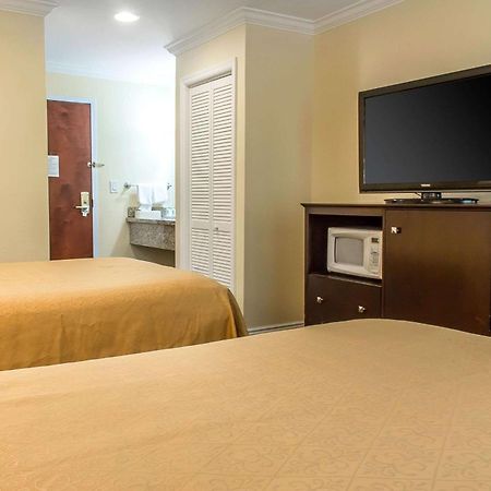 Quality Inn Near Mountain Creek Vernon Luaran gambar